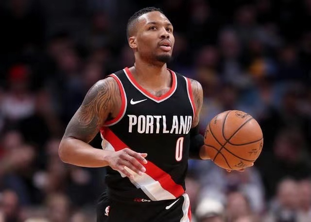  埃弗顿生死战险胜伯恩利逃离降级区